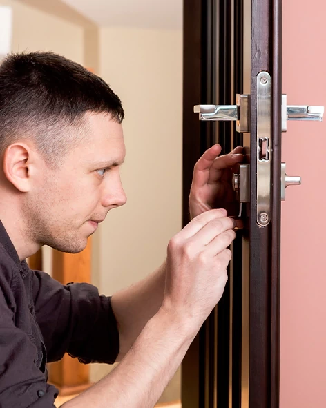 : Professional Locksmith For Commercial And Residential Locksmith Services in Diamond Bar, CA